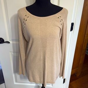 Calvin Klein Like new sweater. No rips tears or stains. Size Med. $12